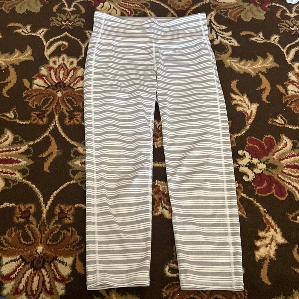 Athleta crop leggings